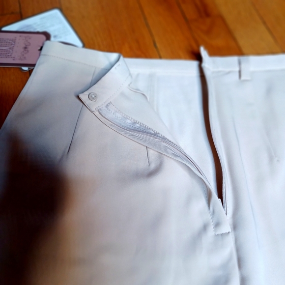 Eden Gean Beige mini skirt waist 26 & 1/2 in - Picture 4 of 9